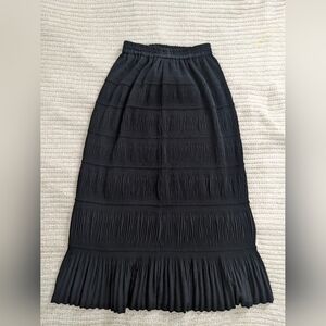Vintage Black Pleated Maxi Skirt